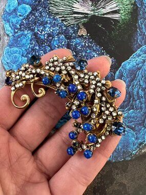 Rare Vintage 1930-1950 Miriam Haskell Sappire Blue Brooch
